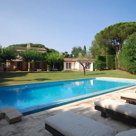 Magnifique Avec Piscine Au Milieu Des Vignes Avec Piscine Villa Saint-Tropez